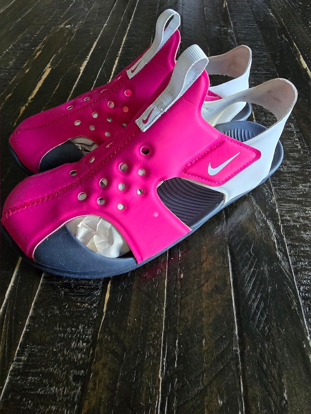Nike Sandals Water Shoes Size 3Y